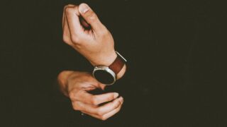 「少しの時間でも会いに来る男」の心理と行動解析